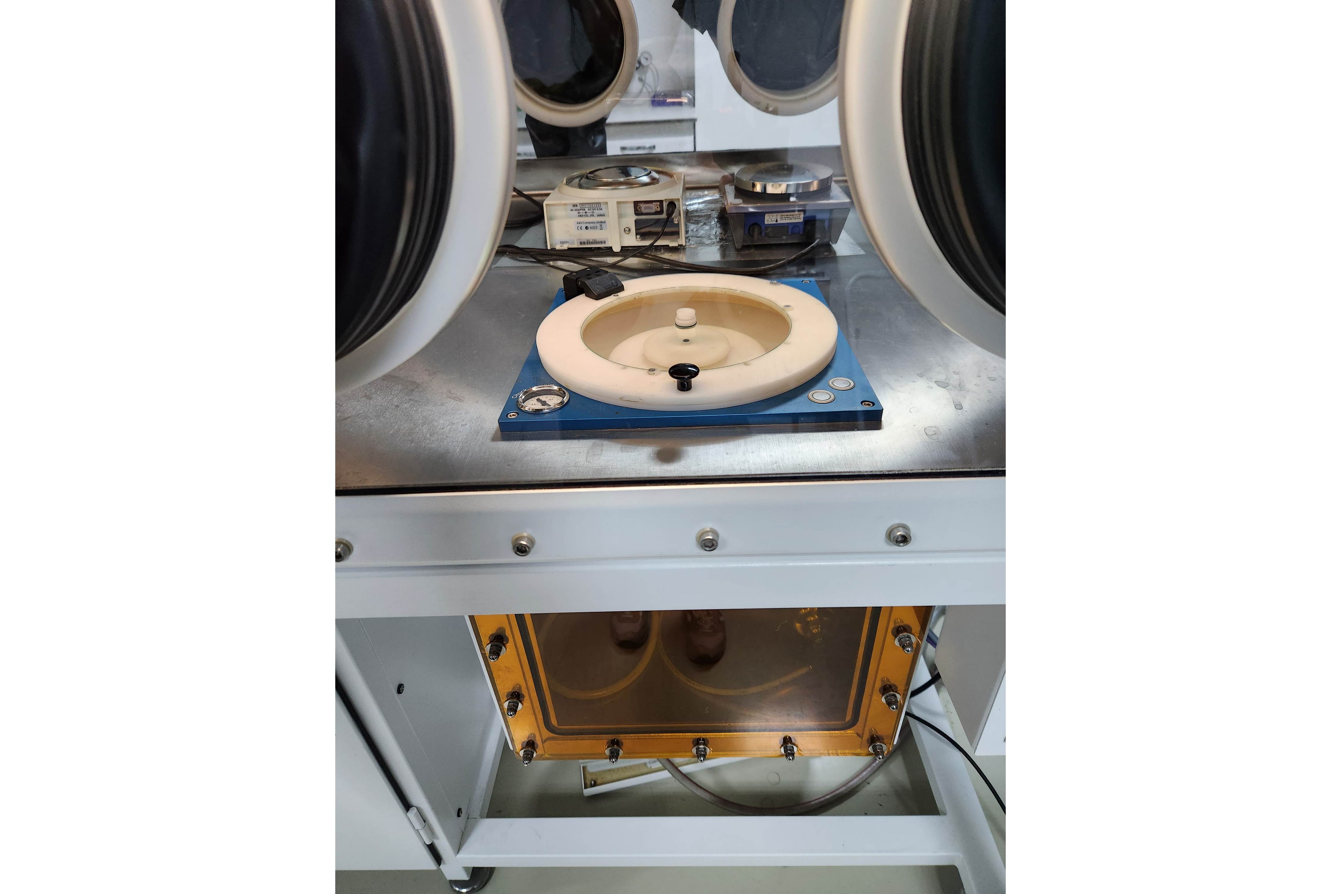 Glove-Box-Spin Kaplama