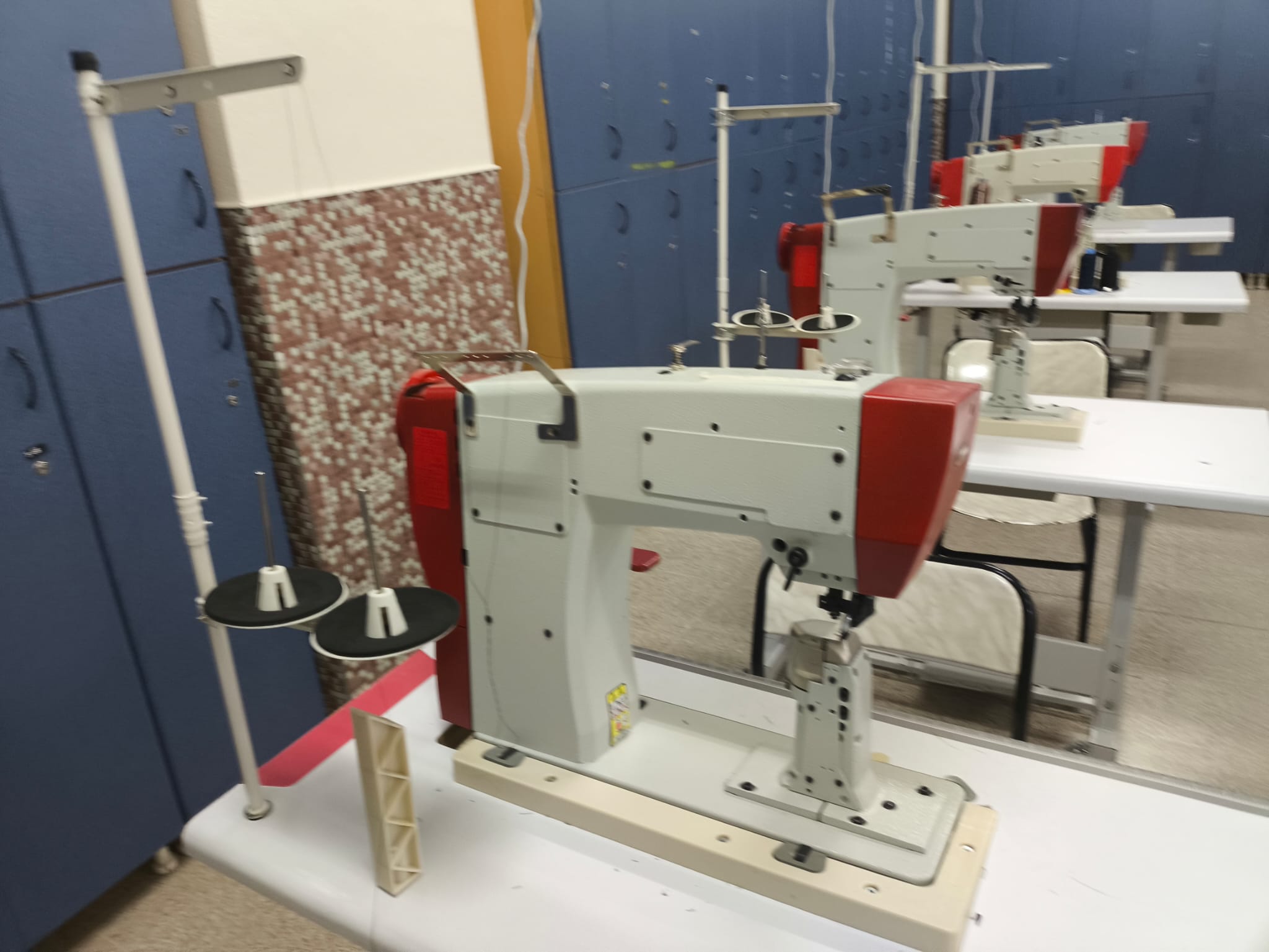 Otomatik Sütunlu Tek İğne Ayakkabı Dikiş Makinası 2