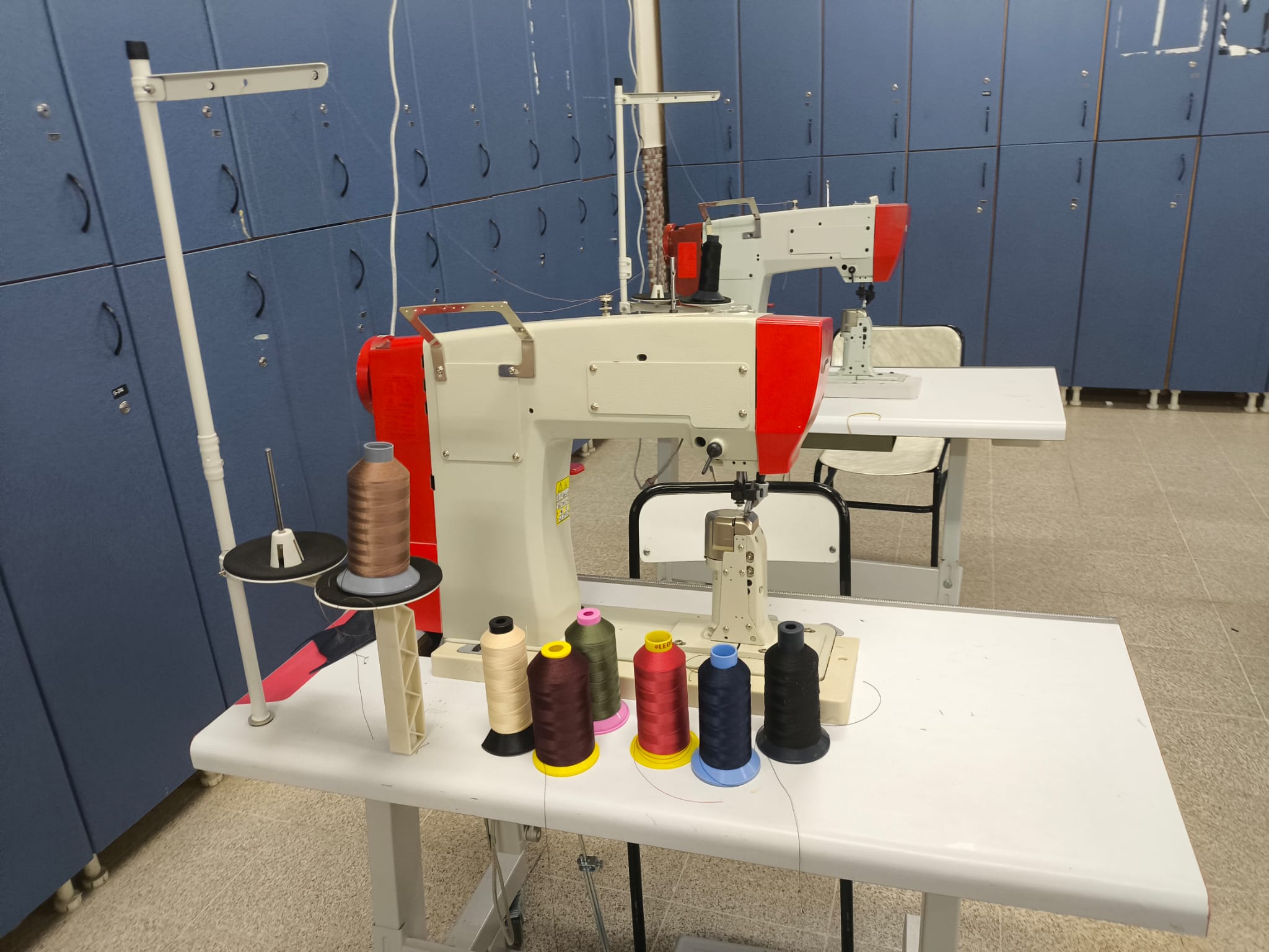 Otomatik Sütunlu Tek İğne Ayakkabı Dikiş Makinası 8