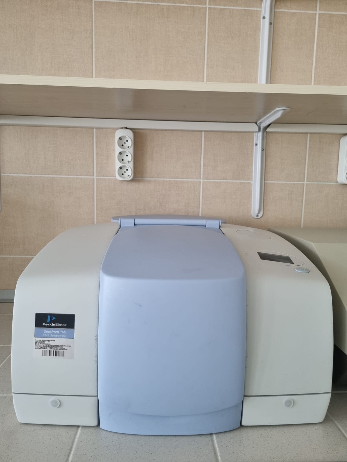 Fourier Dönüşümlü Infrared Spektrofotometre (FT-IR) 2