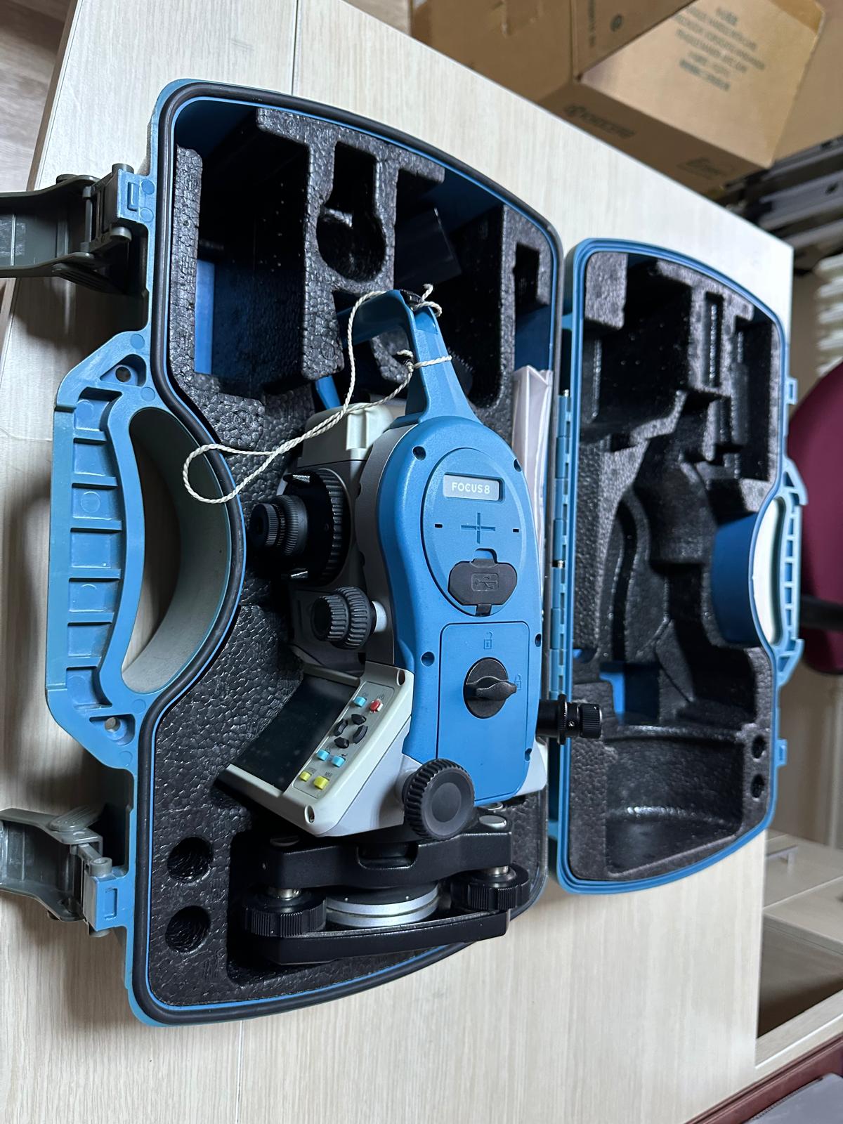 ELECTRONIC TOTAL STATION